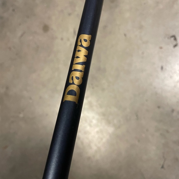 Woman’s golf clubs Daiwa 
4 pc set - Picture 5 of 11